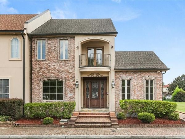 2128 HYDE PARK Avenue , Harvey, LA 70058