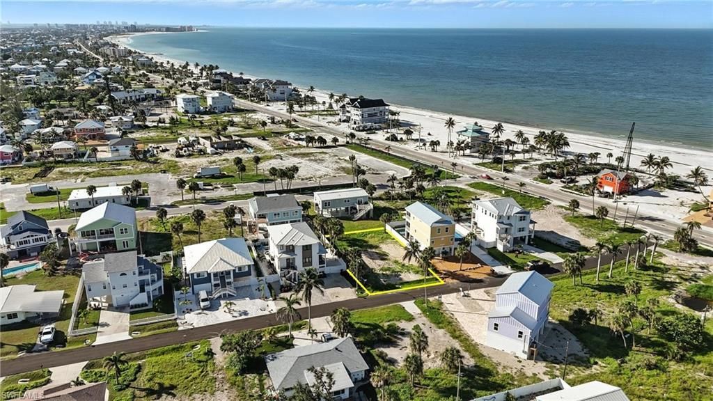 130 Mid Island Dr, Fort Myers Beach, FL 33931 Photo