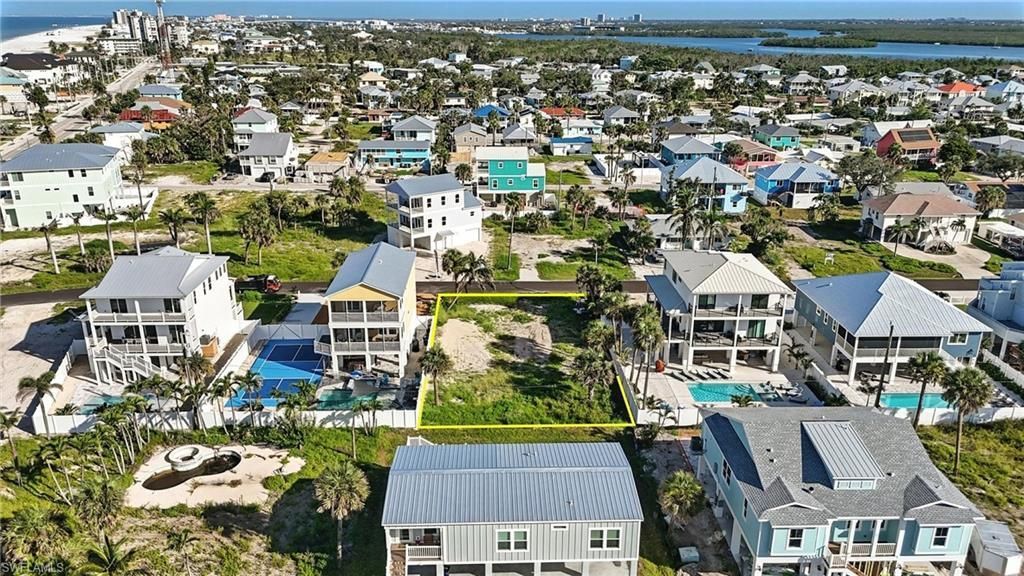 130 Mid Island Dr, Fort Myers Beach, FL 33931 Photo