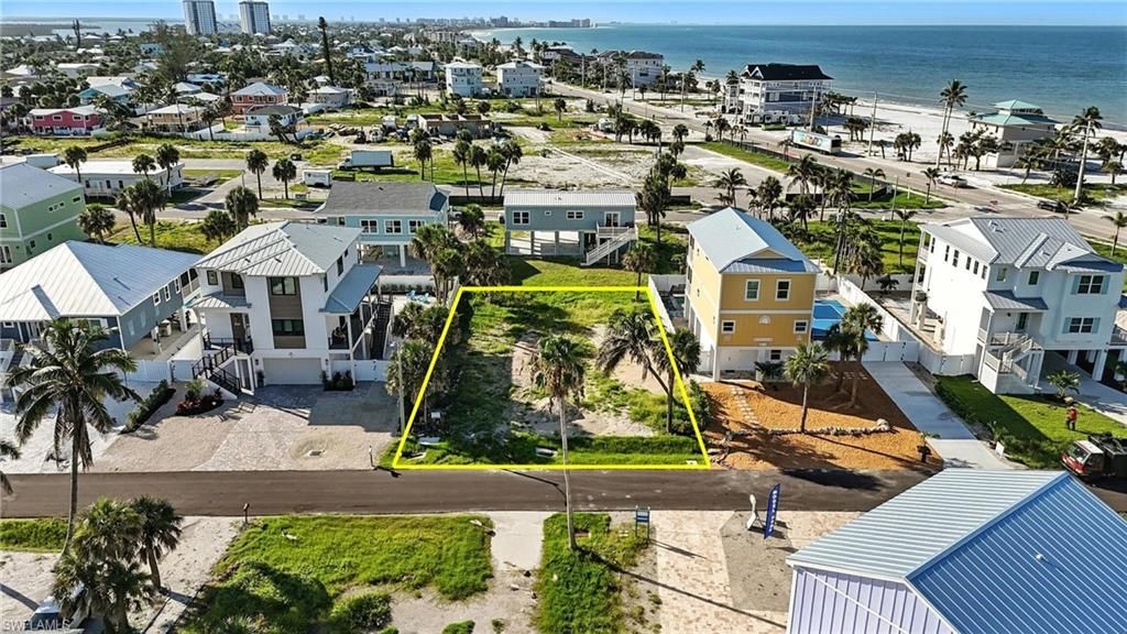 130 Mid Island Dr, Fort Myers Beach, FL 33931 Photo