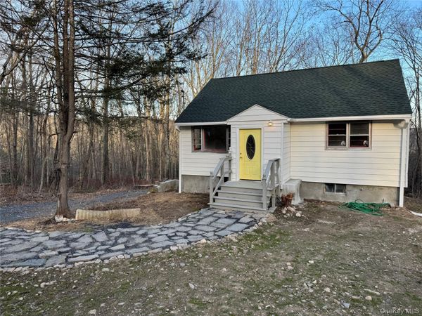 7 Fern Trail, Wurtsboro, NY 12790