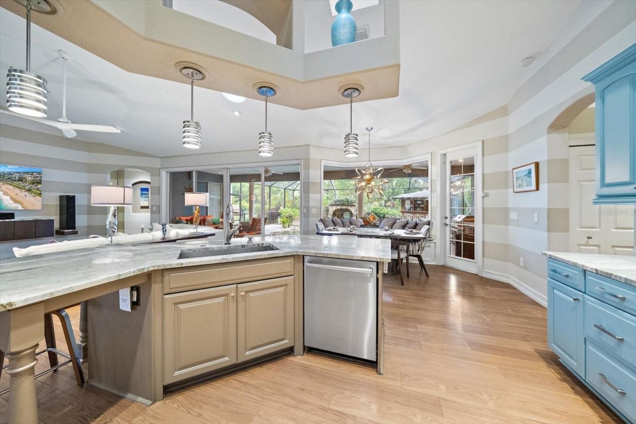 4836 Dunn Drive, Sarasota, FL 34233 Photo