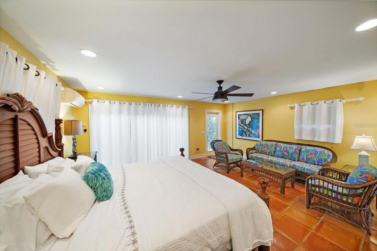 4836 Dunn Drive, Sarasota, FL 34233 Photo