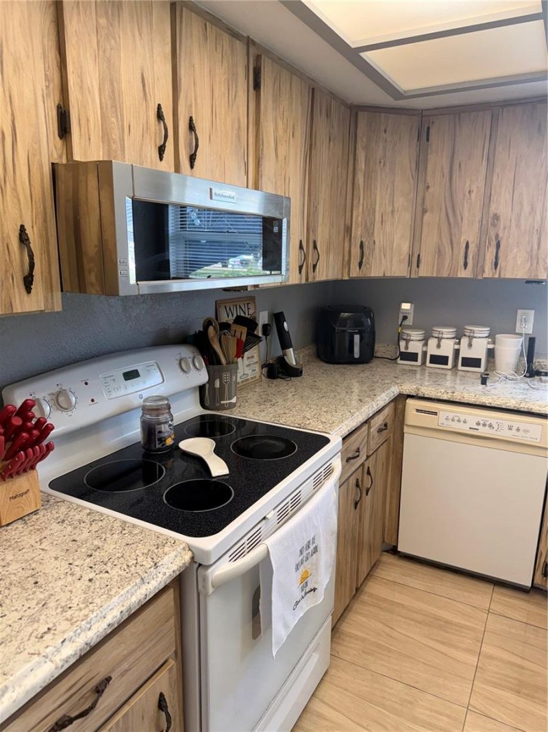 113 White Avenue Ne, Lake Placid, FL 33852 Photo