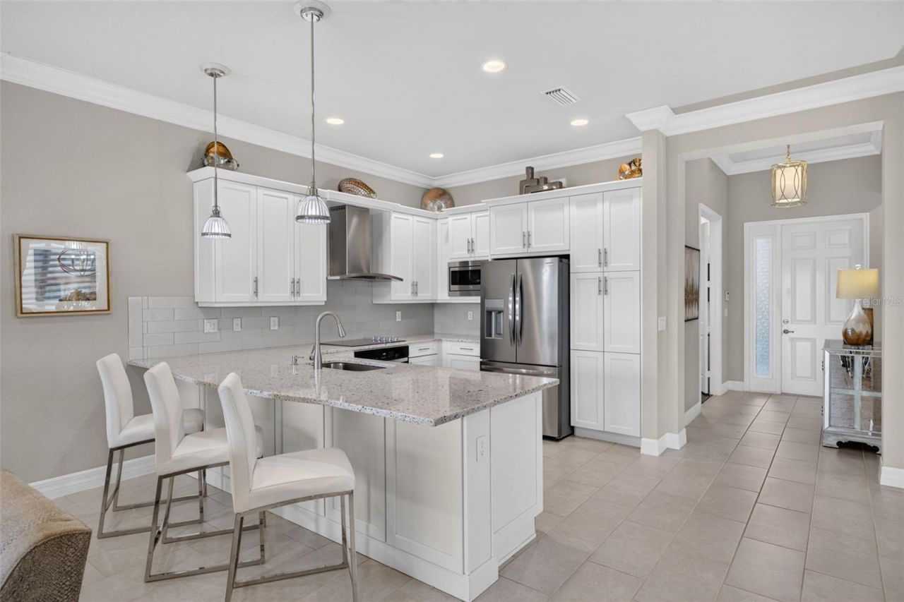 11957 Five Waters Circle , Fort Myers, FL 33913 Photo