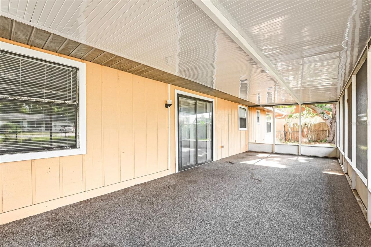 1309 Cove Place , Tavares, FL 32778 Photo