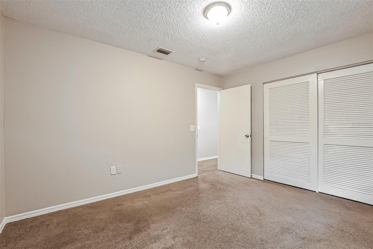 1309 Cove Place , Tavares, FL 32778 Photo
