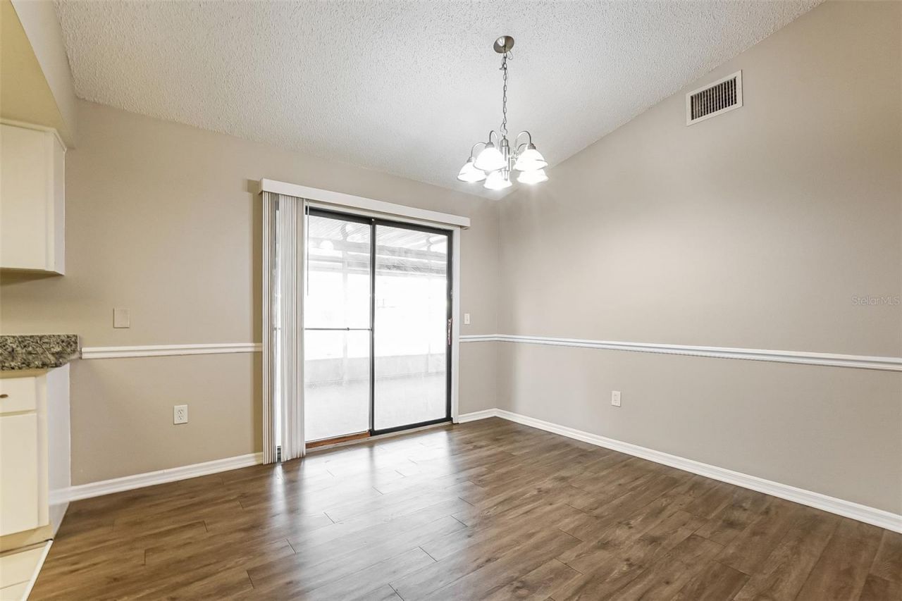 1309 Cove Place , Tavares, FL 32778 Photo