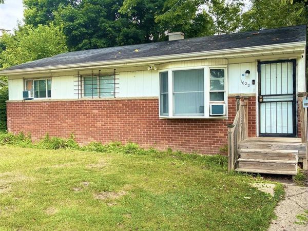 1622 Barbara Drive , Flint, Mi 48504