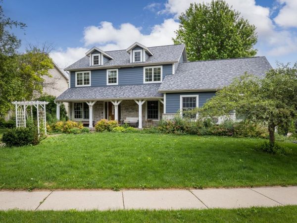 612 Fairway Circle, Jefferson, WI 53549