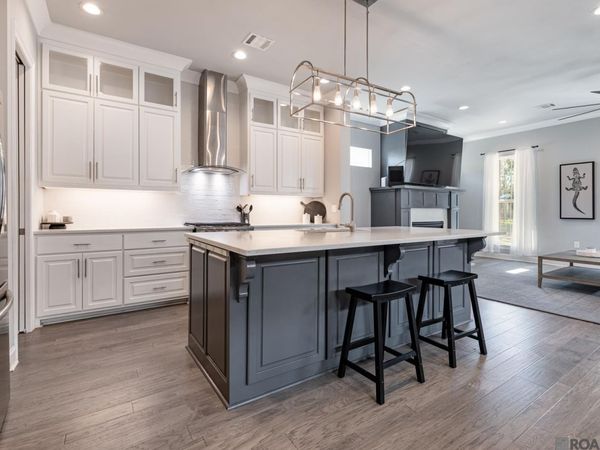 817 St Rose Ave, Baton Rouge, LA 70806