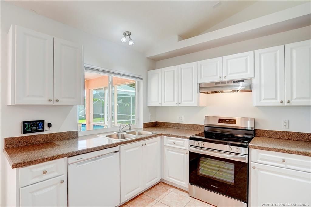 2007 SE Heathwood Circle, Port Saint Lucie, FL 34952 Photo