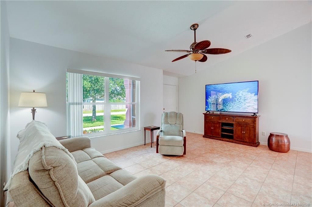 2007 SE Heathwood Circle, Port Saint Lucie, FL 34952 Photo