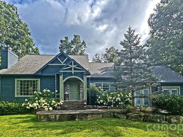 22 Bittersweet Lane, Asheville, NC 28805