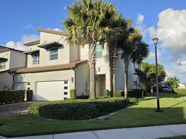 9044 Kingsmoor Way, Wellington, FL 33467