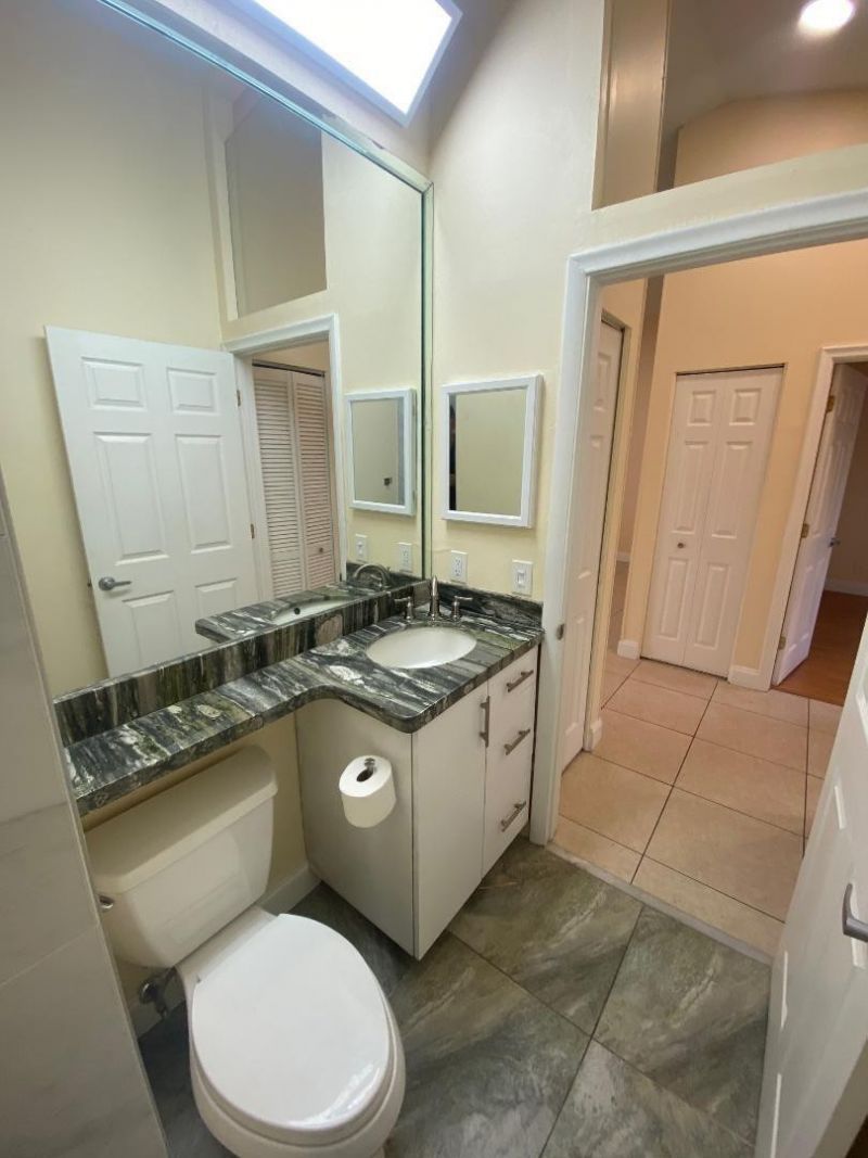 3090 S Oakland Forest Drive, Unit 1901, Oakland Park, FL 33309 Photo