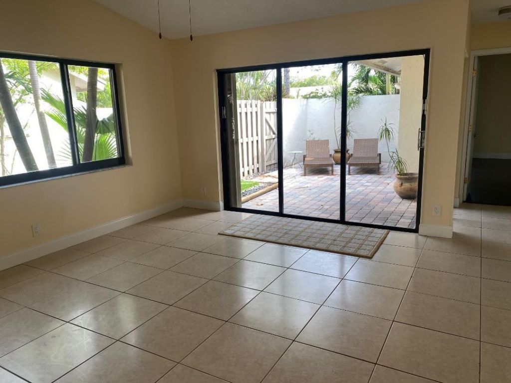 3090 S Oakland Forest Drive, Unit 1901, Oakland Park, FL 33309 Photo
