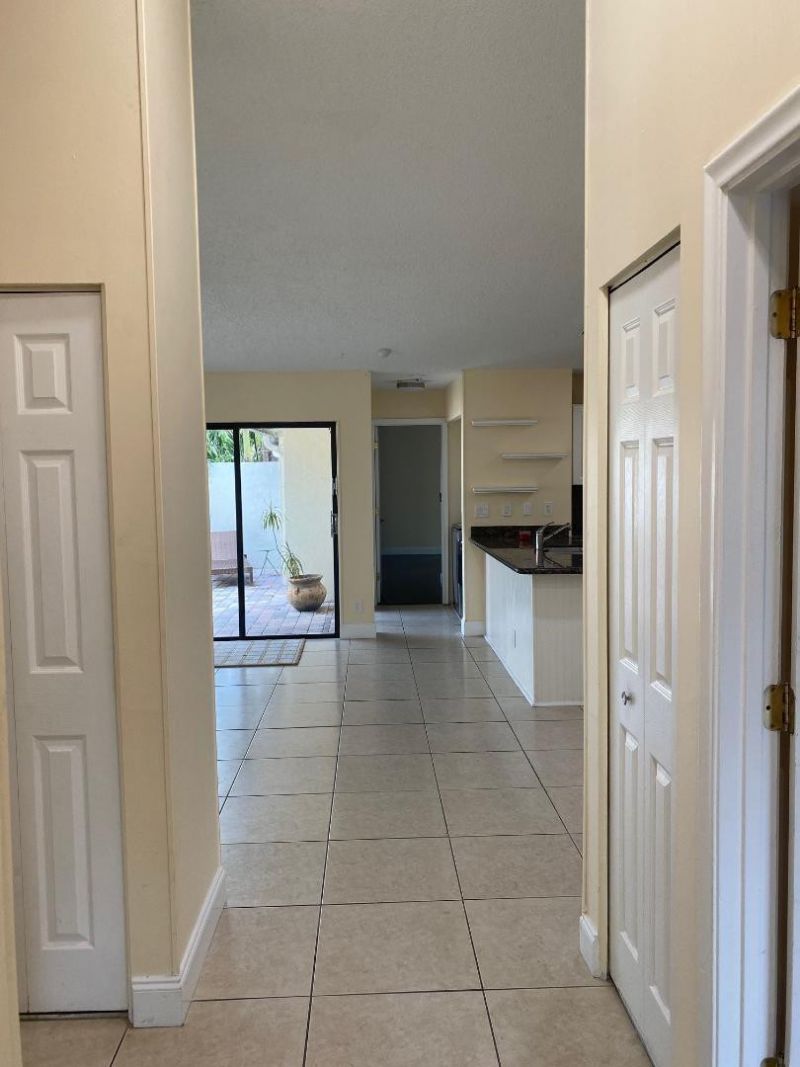 3090 S Oakland Forest Drive, Unit 1901, Oakland Park, FL 33309 Photo