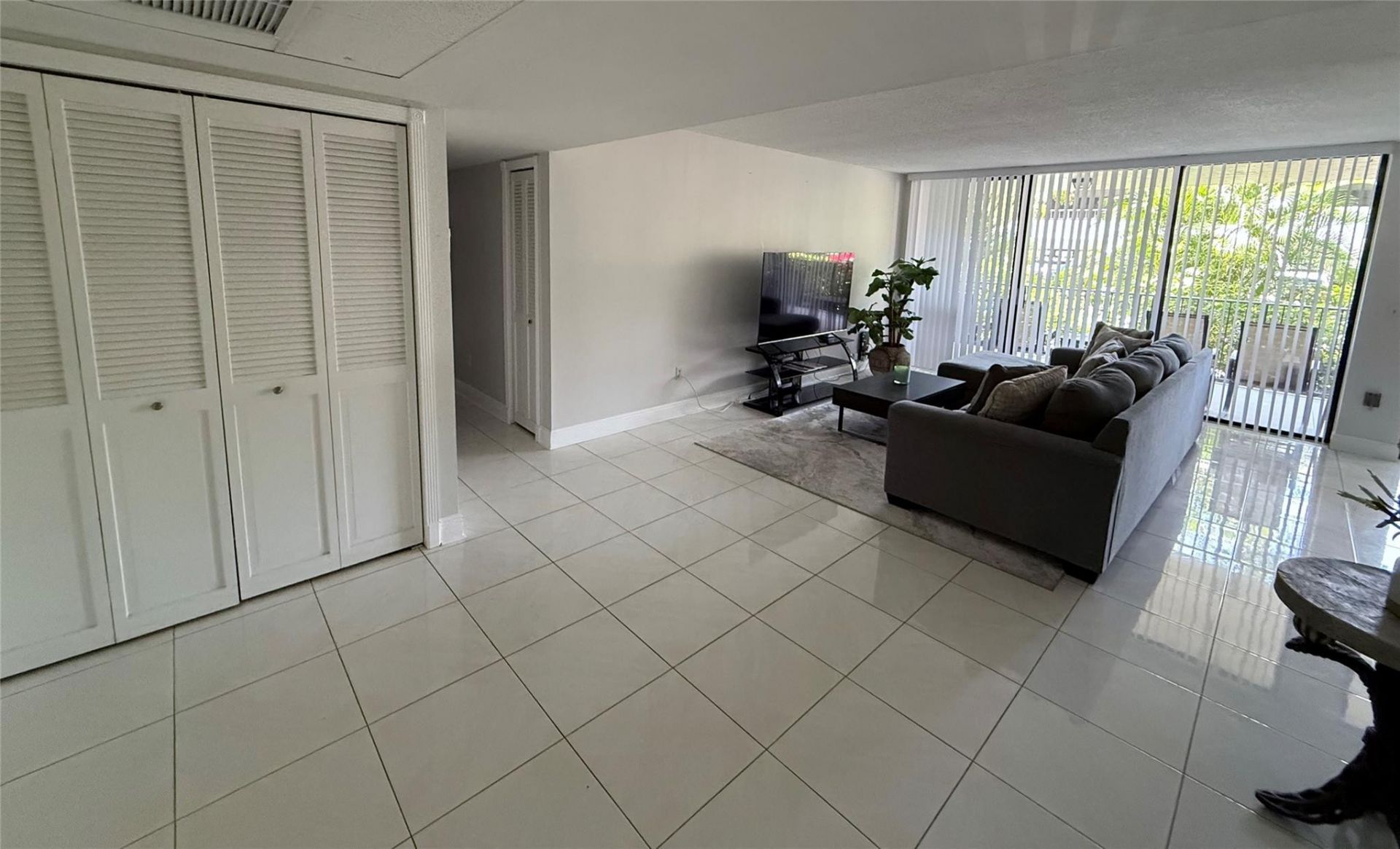 859 Jeffery Street, Unit 1040, Boca Raton, FL 33487 Photo
