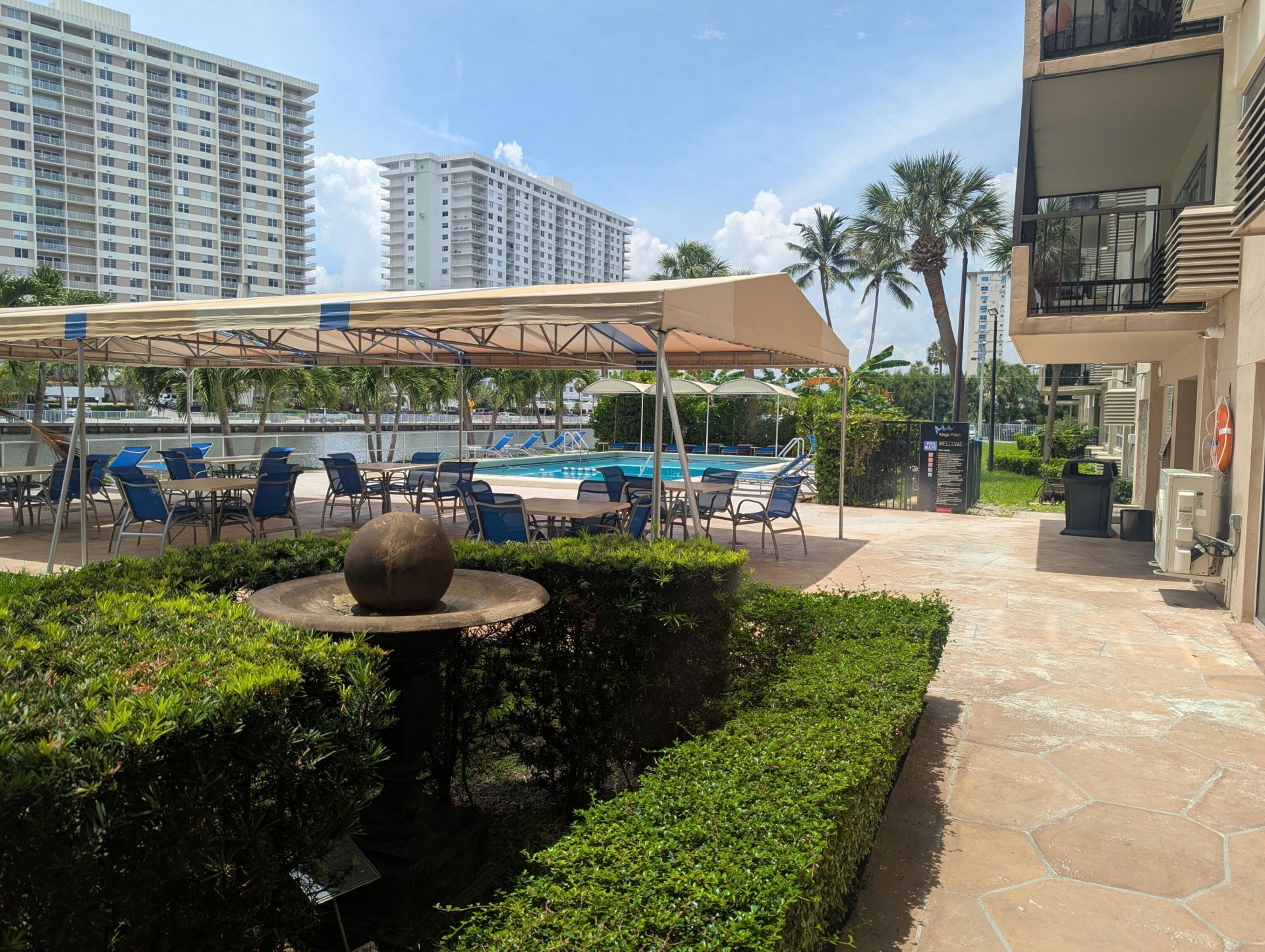 220 Kings Point Drive, Unit 501, Sunny Isles Beach, FL 33160 Photo