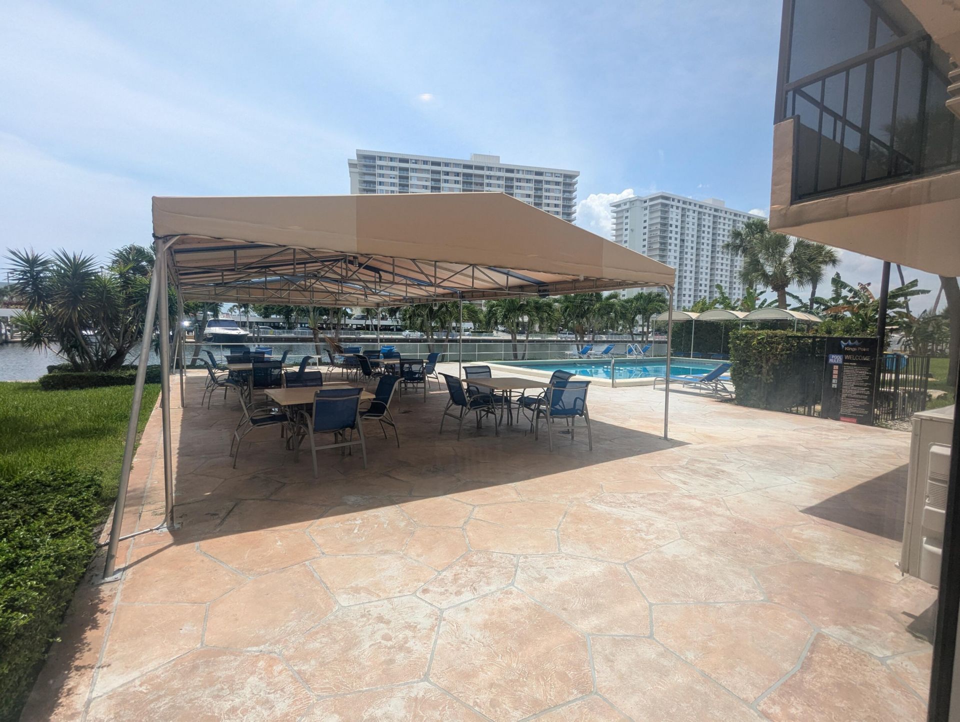 220 Kings Point Drive, Unit 501, Sunny Isles Beach, FL 33160 Photo
