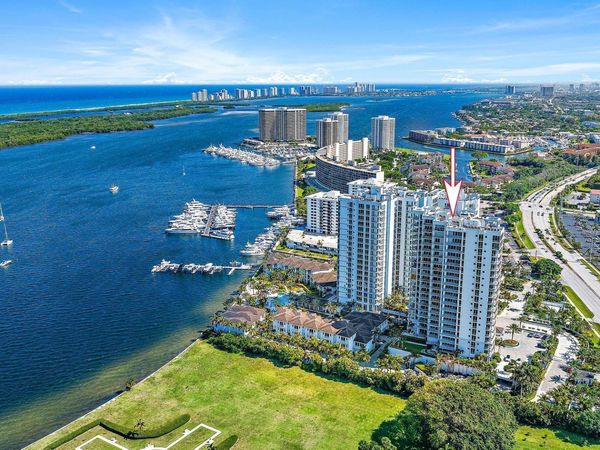 1 Water Club Way, Unit 1604, North Palm Beach, FL 33408