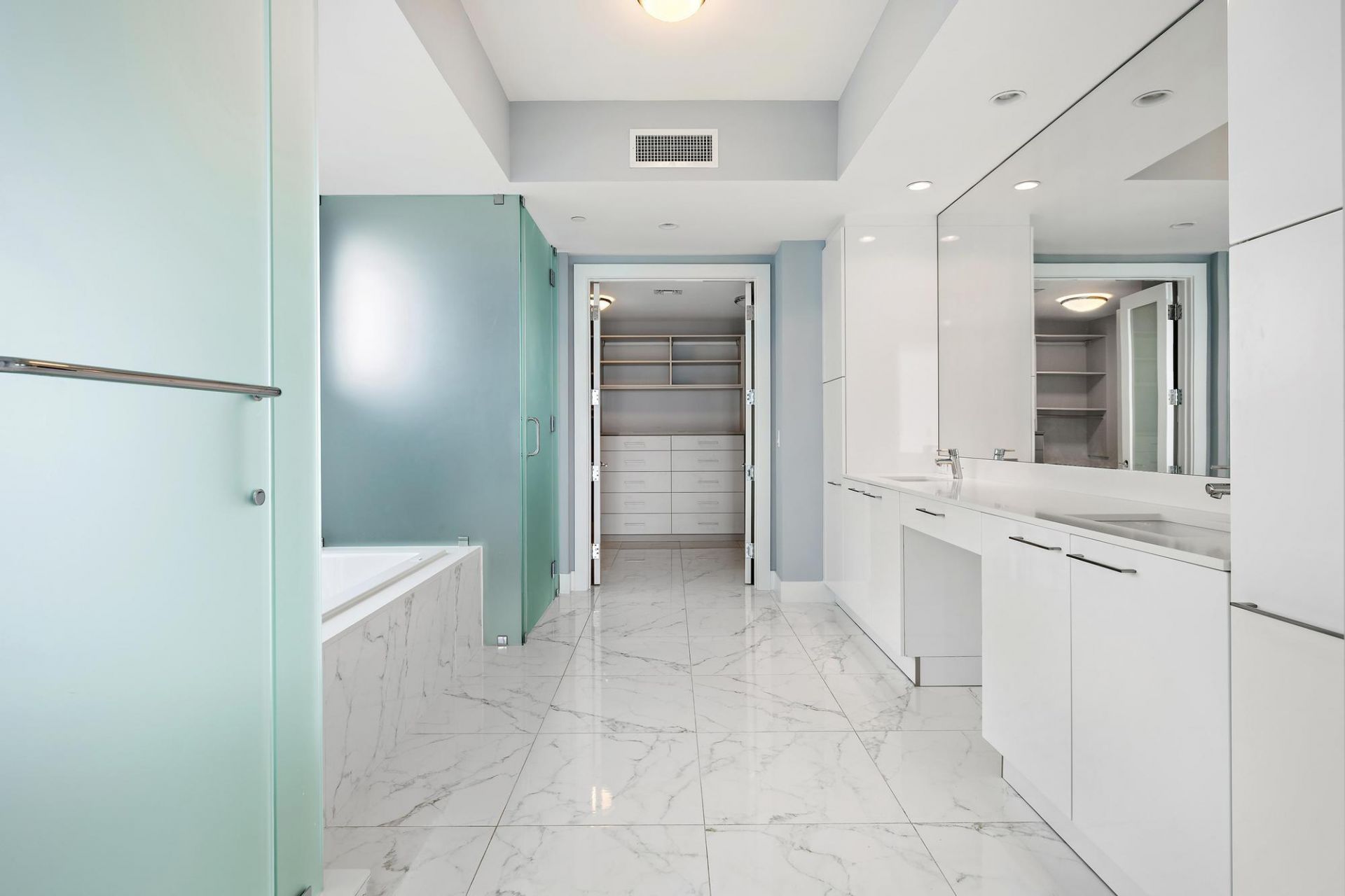 1 Water Club Way, Unit 1604, North Palm Beach, FL 33408 Photo