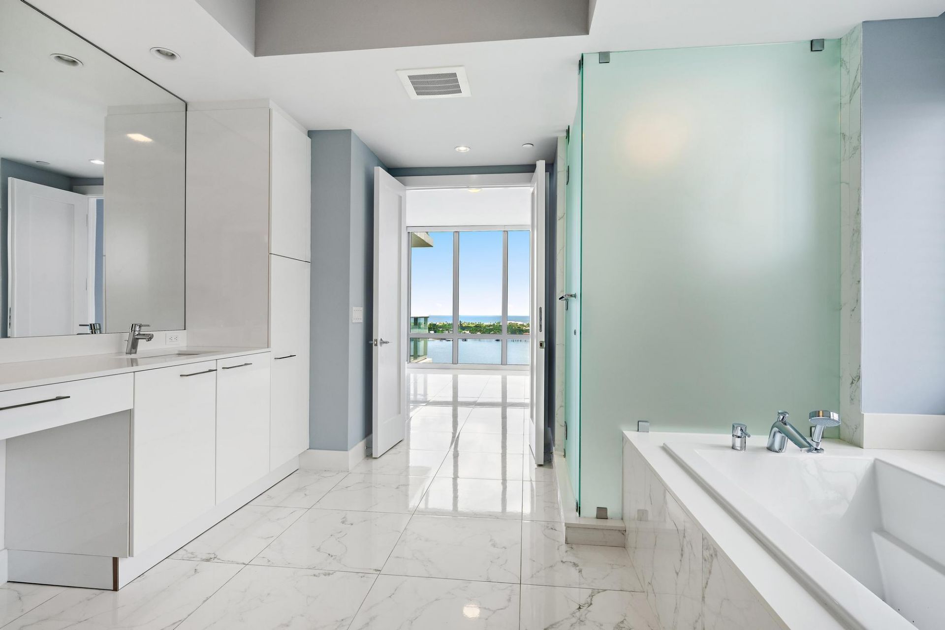 1 Water Club Way, Unit 1604, North Palm Beach, FL 33408 Photo