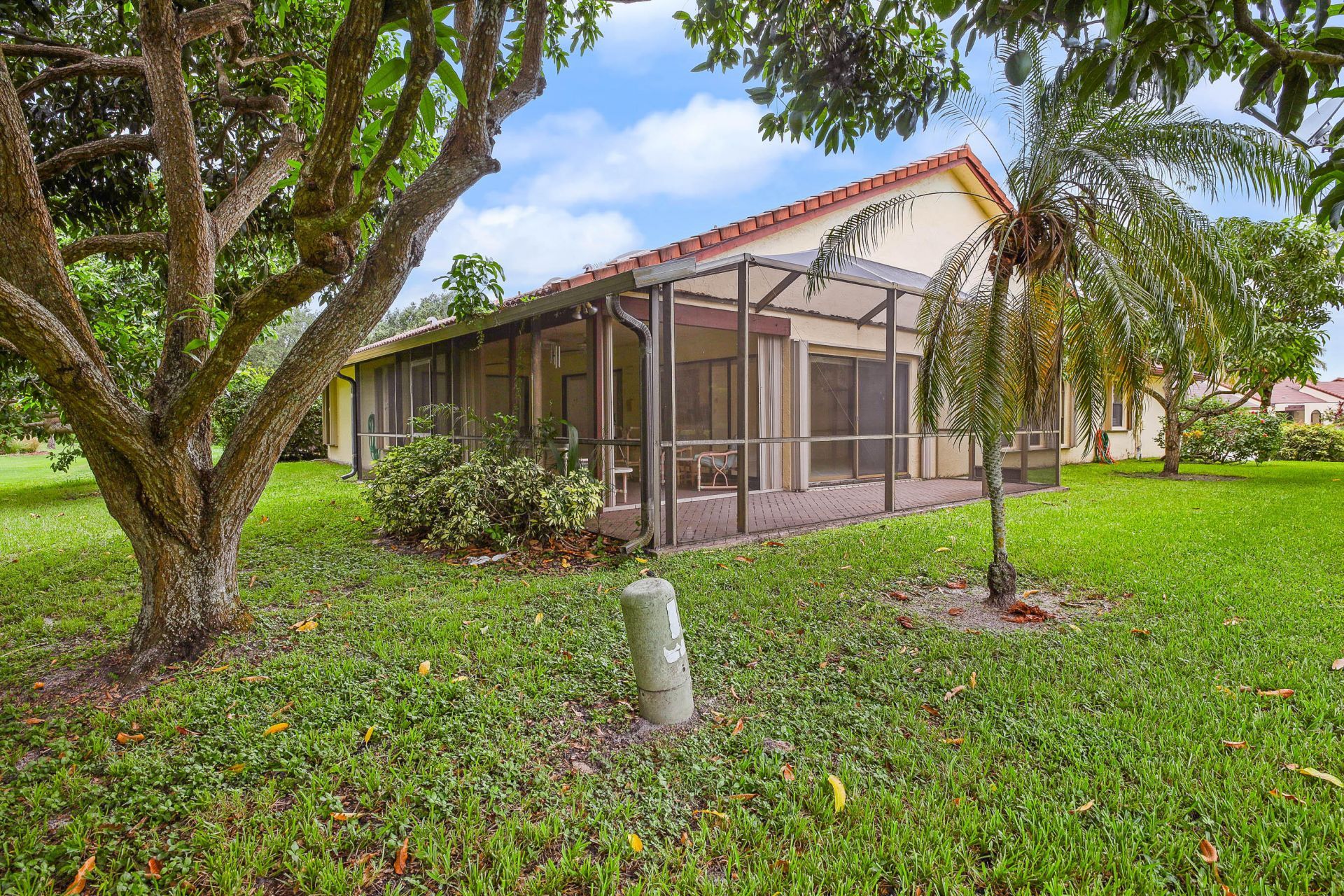 7003 Golf Pointe Circle, Tamarac, FL 33321 Photo