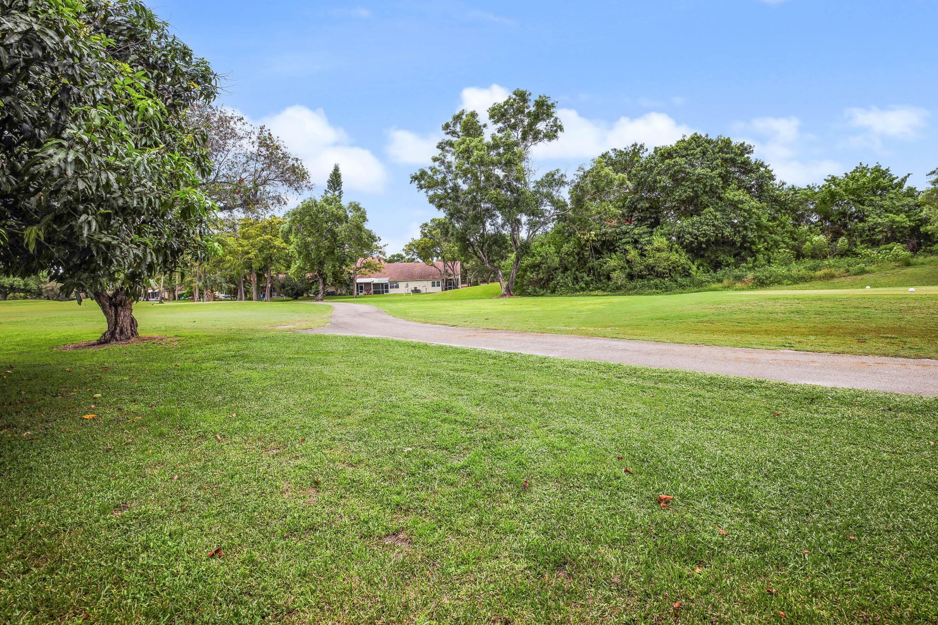 7003 Golf Pointe Circle, Tamarac, FL 33321 Photo