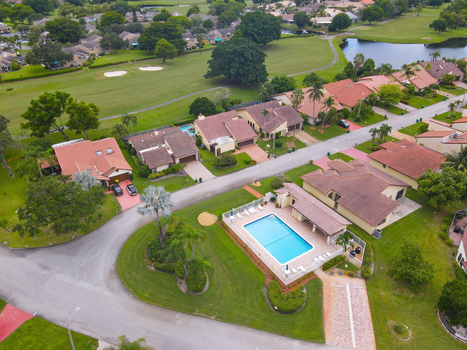 7003 Golf Pointe Circle, Tamarac, FL 33321 Photo