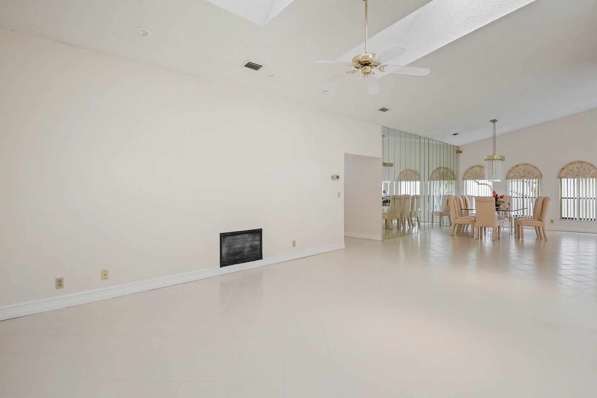 7003 Golf Pointe Circle, Tamarac, FL 33321 Photo