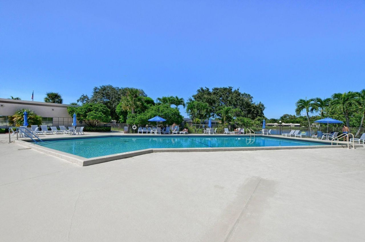 9244 Flynn #4 Circle, Boca Raton, FL 33496 Photo