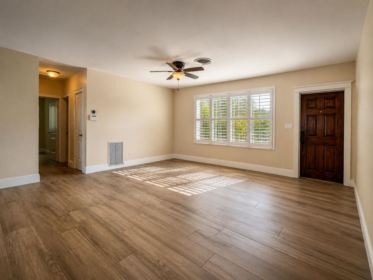 2031 Pleasant Drive, North Palm Beach, FL 33408 Photo
