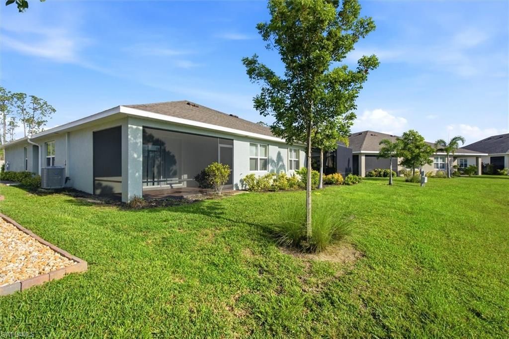 20530 Plumwood Loop, North Fort Myers, FL 33917 Photo