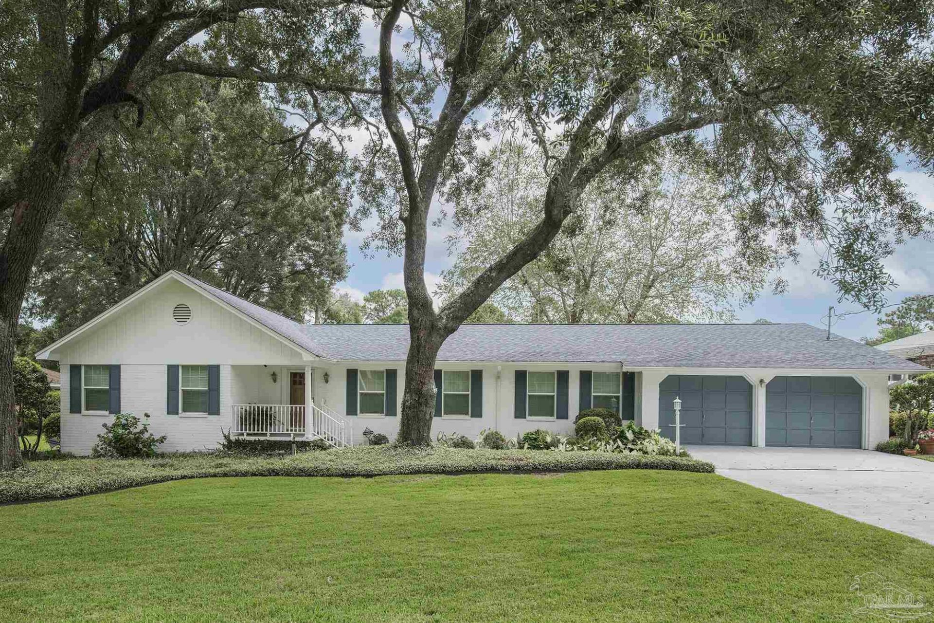 8830 Burning Tree Rd, Pensacola, FL 32514 Main Photo