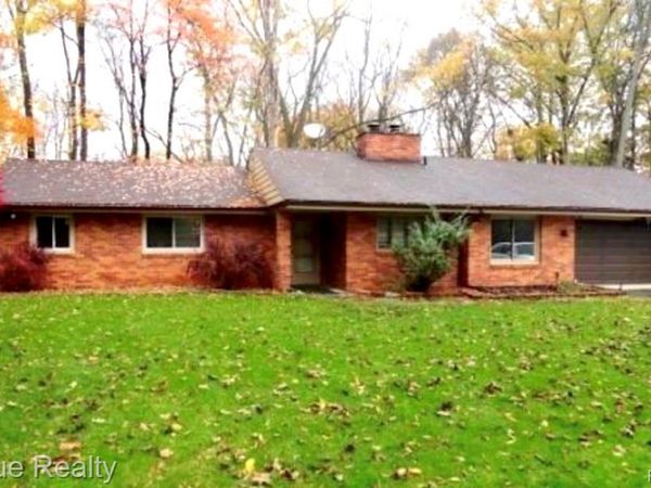 25480 Waycross, Southfield, Mi 48033