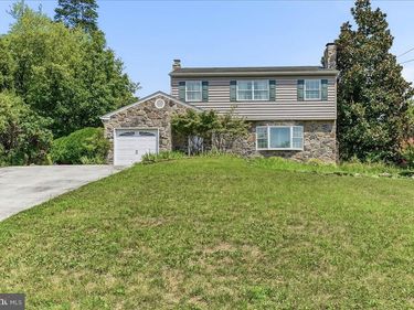 733 S PARK AVENUE, AUDUBON, PA 19403
