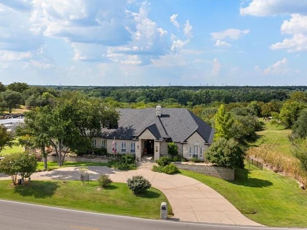 6410 Westover Drive, Granbury, TX 76049