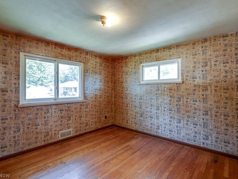 6982 Maplewood Road, Parma Heights, OH 44130 Photo 11