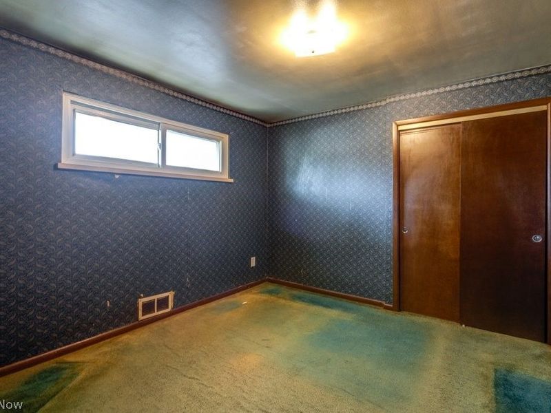 6982 Maplewood Road, Parma Heights, OH 44130 Photo 16