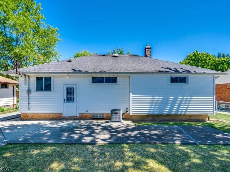6982 Maplewood Road, Parma Heights, OH 44130 Photo 6