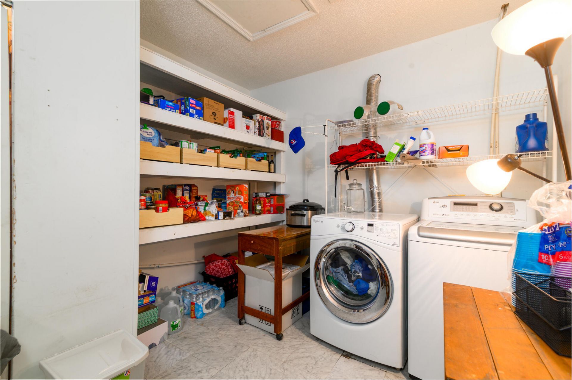 136 Blossom Street Photo 23