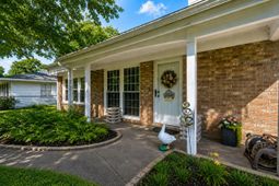 136 Blossom Street photo 4