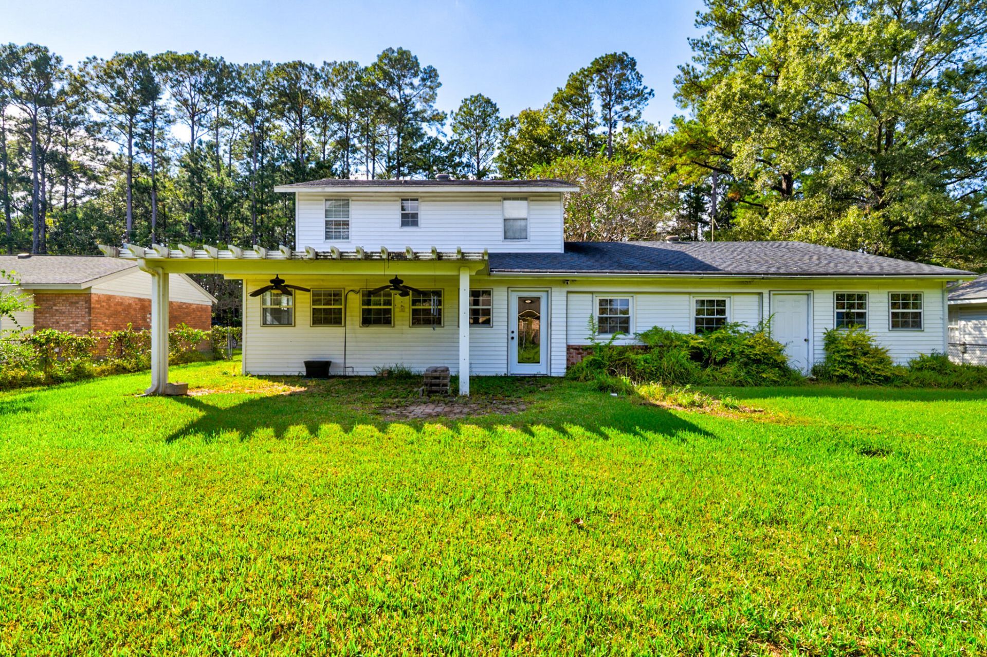 136 Blossom Street Photo 5