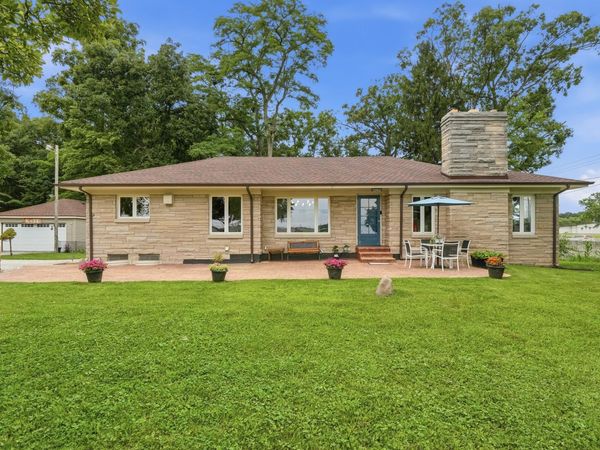 6110 Colorado Street , Hobart, IN 46342