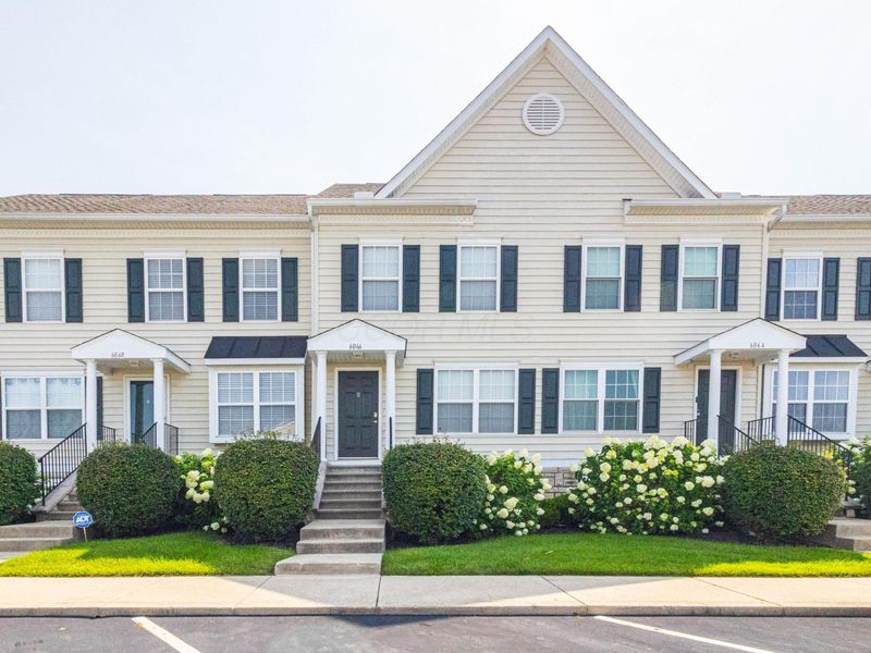 6066 Phar Lap Drive, Unit 17, New Albany, OH 43054 Photo 1