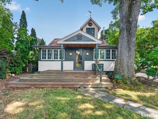 207 Pawson, Branford, CT 06405