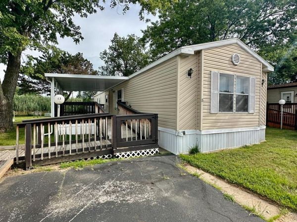 1730 Port Clinton Rd., Unit 13, Fremont, OH 43420