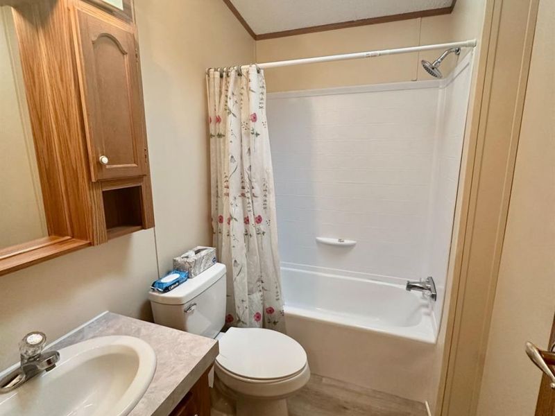 1730 Port Clinton Rd., Unit 13, Fremont, OH 43420 Photo 17